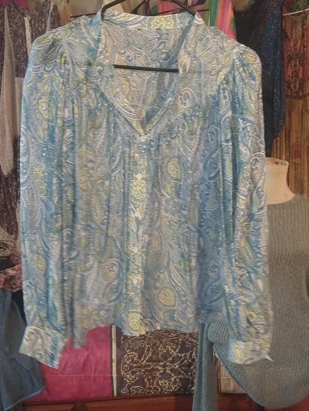 Vince Camuto Blue and Cream Paisley Button-Front Blouse